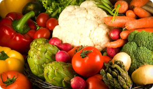 Fruits and Veggies May Cut Colorectal Cancer Risk